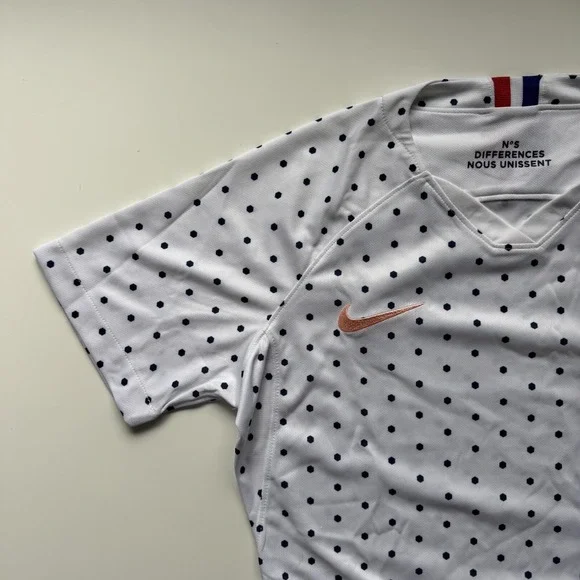 NIKE‎ FFF France 2019 Away Jersey Womens Small Slim Fit Breathable Dri-Fit - Picture 3 of 13